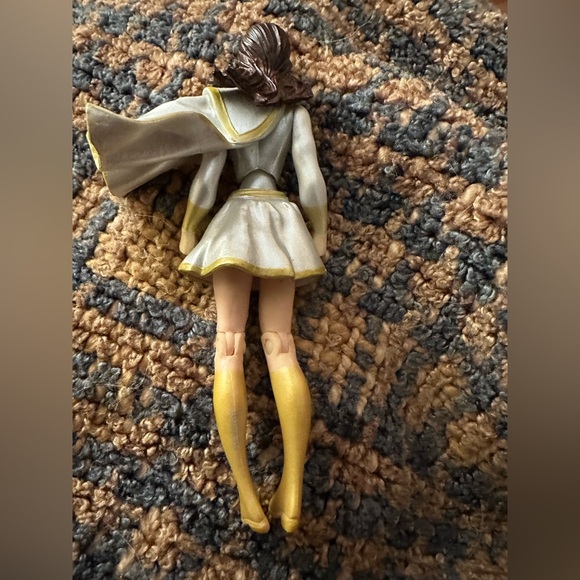 Infinite Heroes Mary Marvel Batson Shazam DC Comics Hero Doll Figure Jointed HTF - Picture 5 of 5